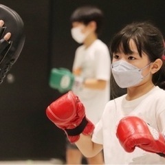 ボクシングフィットネスジムのトレーナー募集です！！の画像