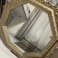 アンティーク風鏡(猫ちゃん飼ってます)の画像