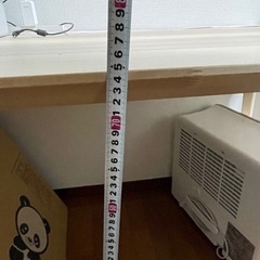 ダイニングテーブルの画像
