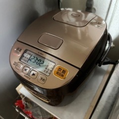 <引渡し予定者決定>2018年購入　象印の炊飯器3合炊き　カッパ...