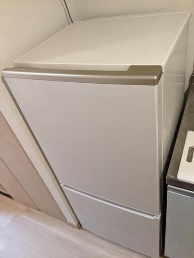冷蔵庫（お取引相手決定済みです、すみません）