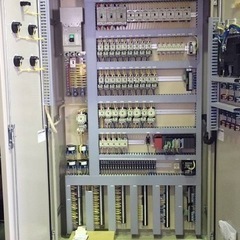 電気工事士（未経験含）募集‼️日給12500円以上可・昇給有・寮相談🙌無職・フリーターの方も必見、大歓迎‼️各種手当、社員制度もあります👍の画像