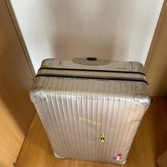 RIMOWA リモワ　大容量　スーツケースの画像