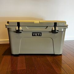 【値下げ】YETI（イエティ）　クーラーボックス　タンドラ　45...