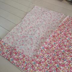 150cm×110cm 花柄布の画像