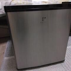 エレクトロラックス 冷蔵庫 45L ERB0500SA-RJP　の画像