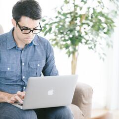 ＜五反田＞在宅あり★MacPC管理メインの社内ヘルプデスク＠五反...