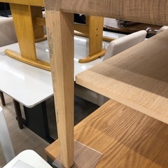 カリモク　ローテーブルのご紹介です