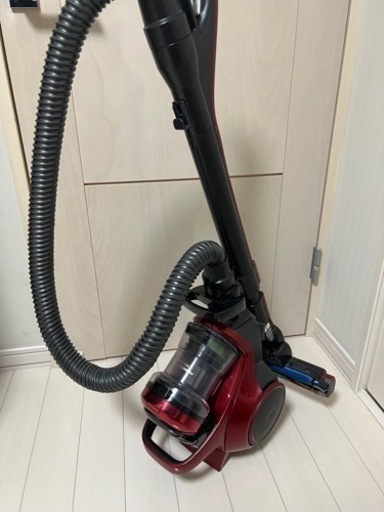 【半額値下げ】HITACHI 掃除機　CV-SC700
