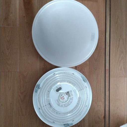 [取引中] LED シーリング　照明　東芝