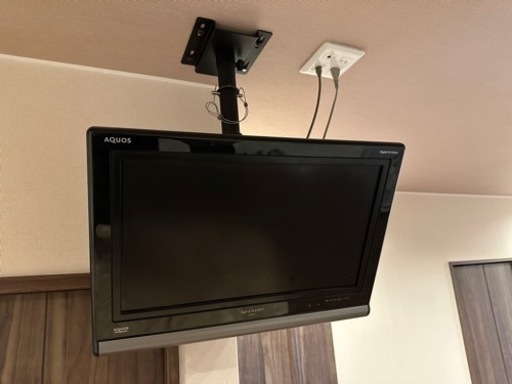 ★天井吊テレビ＋取付金具セット