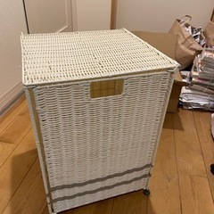 収納ボックス　中古の画像