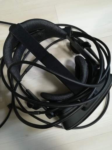 【ジャンク品】VALVE INDEX　ケーブル・ヘッドセットのみ【パーツ取りなどに】
