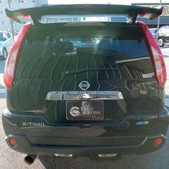 自社ローン　ローンが通らない生活から通る生活へ　保証人不要　最大84回　頭金不要 日産 エクストレイル2.0 20GT ディーゼルターボ 4WD　4WD　スライディングガラスルーフ （ブラック）の画像