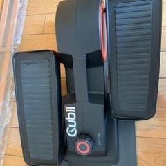 ジャンク品　デスク下用　エアロバイク　cubii