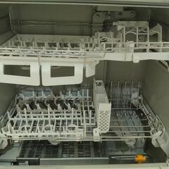 パナソニック食洗機 NP-TR8-W 2016年製