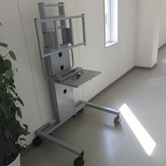 業務用のテレビ台