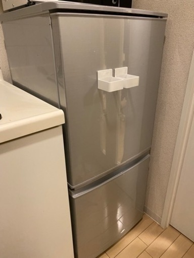 【商談中】冷蔵庫　SHARP 137L 4/29引取
