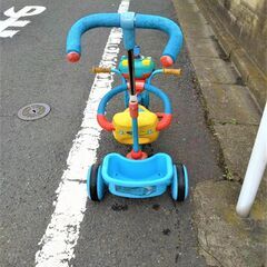 きかんしゃトーマス　子供用三輪車・ガイド付きの画像