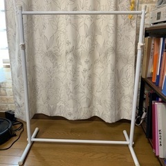 ハンガーラック