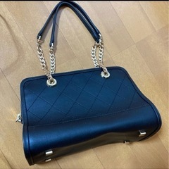 CHARLES＆KEITHの画像