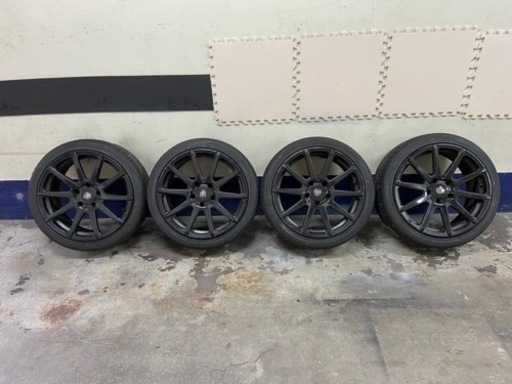 ☆クラブリネア18インチ　タイヤ225/40/18 バリ山　BMWに入ってました