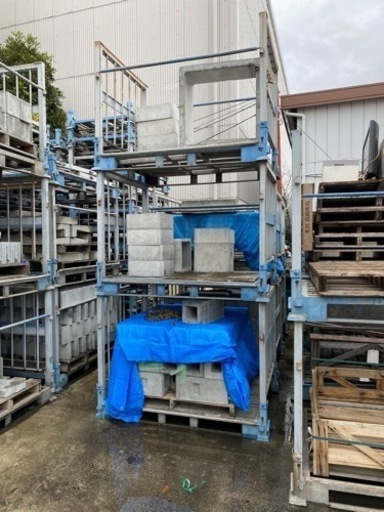 ネステナー、パレットラック