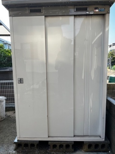 倉庫　イナバ物置