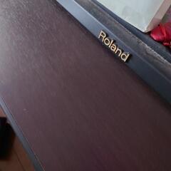 <一時中止中>電子ピアノ　ROLAND　MP101