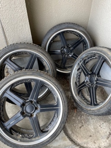 ホイール19インチ