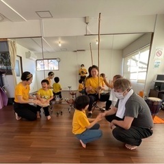 【🇧🇷親子で🍀カポエイラ🇧🇷】子どもと一緒に体を動かそう！親子で...