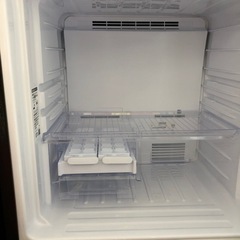 【戸塚区引取り割引有り、たのメル便発送】 2021年製 SRR-K661LB 2021年式✨ノンフロン冷凍冷蔵庫?