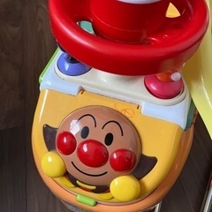 アンパンマン乗り物の画像