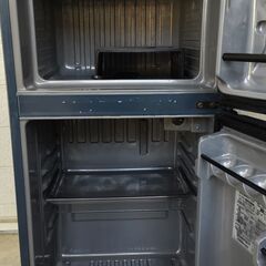 無料 あげます SANYO it's 古い冷凍冷蔵庫 2ドア 85Ｌ（26L＋59L）濃紺 引取のみの画像