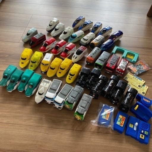 ハッピーセット  プラレール