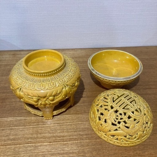 中国　薰香爐　香炉　透き彫り　黄色　美品