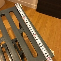 配管の周りに便利！な棚の画像