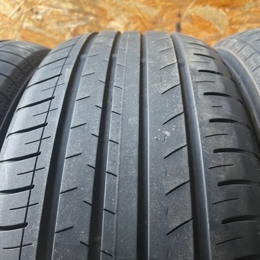 YOKOHAMA 215/60R16 夏タイヤ　2019年製　16インチ
