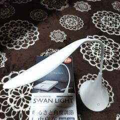 タッチセンサーライト　明るさ角度調整自由　USB&電池使用可能　保証書付きの画像