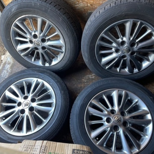 クラウン　純正　アルミホイール付き　極上タイヤ　DUNLOP ダンロップ　EC202 215/60R16 夏タイヤ　2021年製　16インチ