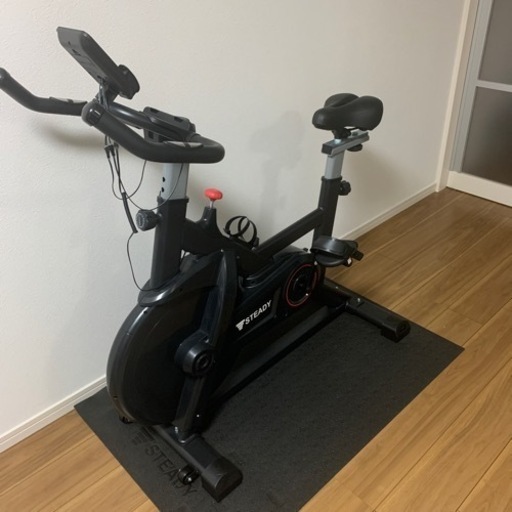 エアロバイク　マット付き