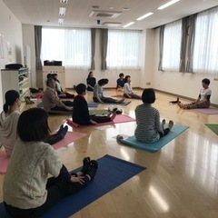 50代からのリラックスヨガの画像