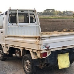 コミコミ価額◇サンバートラック◇4WD◇5MT◇走行6万㎞台 車検長い◇の画像