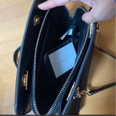 CHARLES＆KEITHの画像