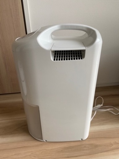 コロナ　除湿機2020年製　使用品