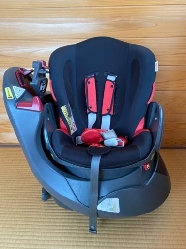 チャイルドシート　Aprica ディアターンプラス