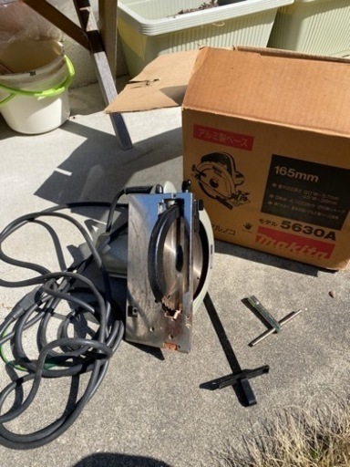 makita 丸鋸　まるのこ　165mm