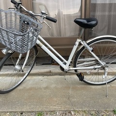 ●Topvalu 27インチ　自転車●2段変速　白