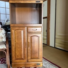 値下げしました。レンジ台　高さ122x横59x幅46cm