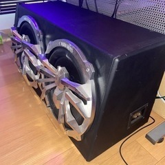 ウーファースピーカー.アンプx2.キャパシターのセット